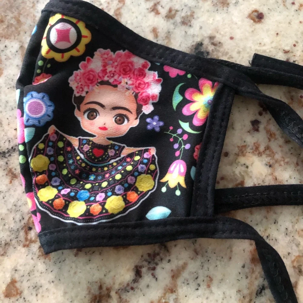 🦋 Kids Mask Bundle 💕😉 new no tags.